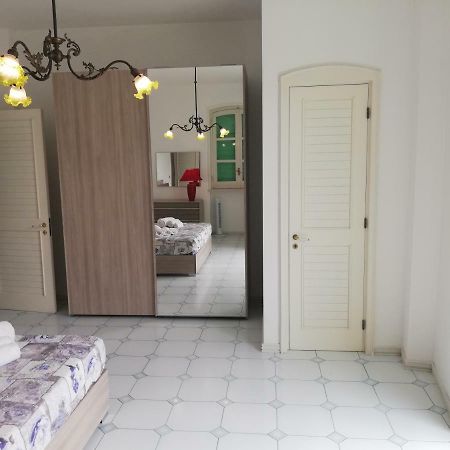 Villa Parisi Bari Bagian luar foto