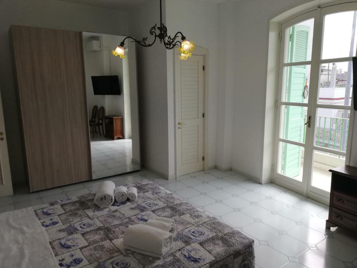 Villa Parisi Bari Bagian luar foto
